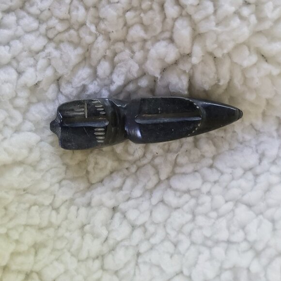 Vintage Zuni Mountain Lion/couger fetish carving turquoise eyes, onyx - Picture 5 of 5